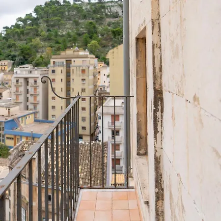 Monoresort Panoramic House * Modica